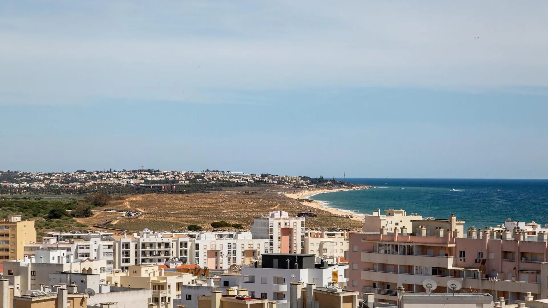 Highview Terrace 1Br, 300M To Beach By Host For Us Armacao de Pera Apartment