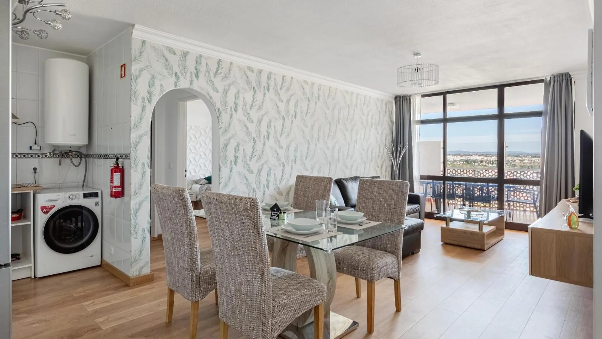 Highview Terrace 1Br, 300M To Beach By Host For Us Armacao de Pera