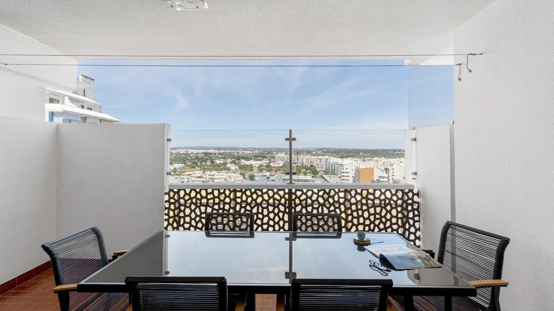 Apartment Highview Terrace 1Br, 300M To Beach By Host For Us Armacao de Pera Portugal